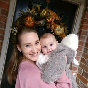 Meet your Posher, Abby